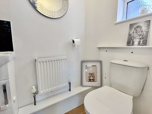 Downstairs W.C.- click for photo gallery